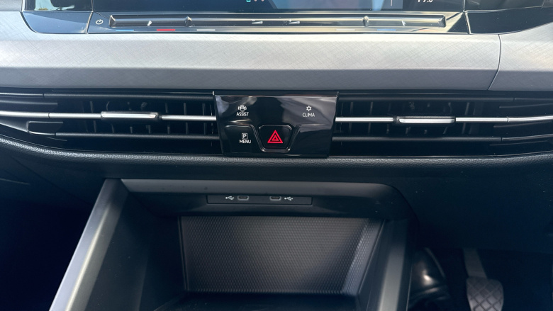 Volkswagen Golf 1.5 TSI Life 5dr Petrol Hatchback